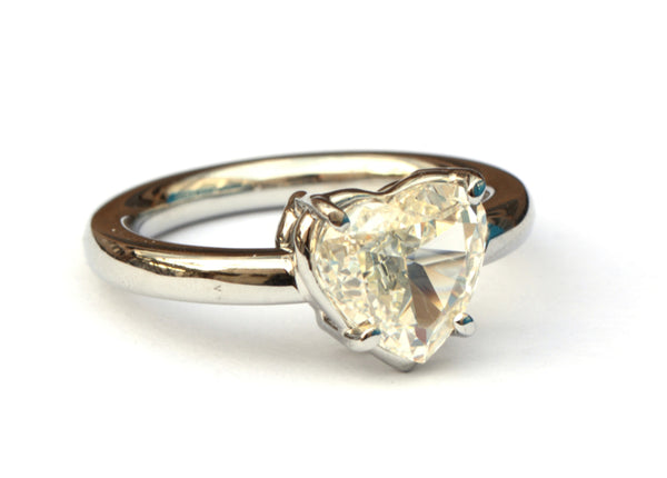 Verlovingsring met heart shape diamant