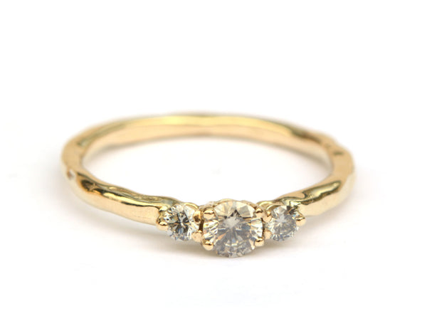 Trouwringenset hamerslag grijze diamant