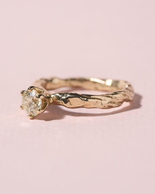 Robuuste verlovingsring met diamant