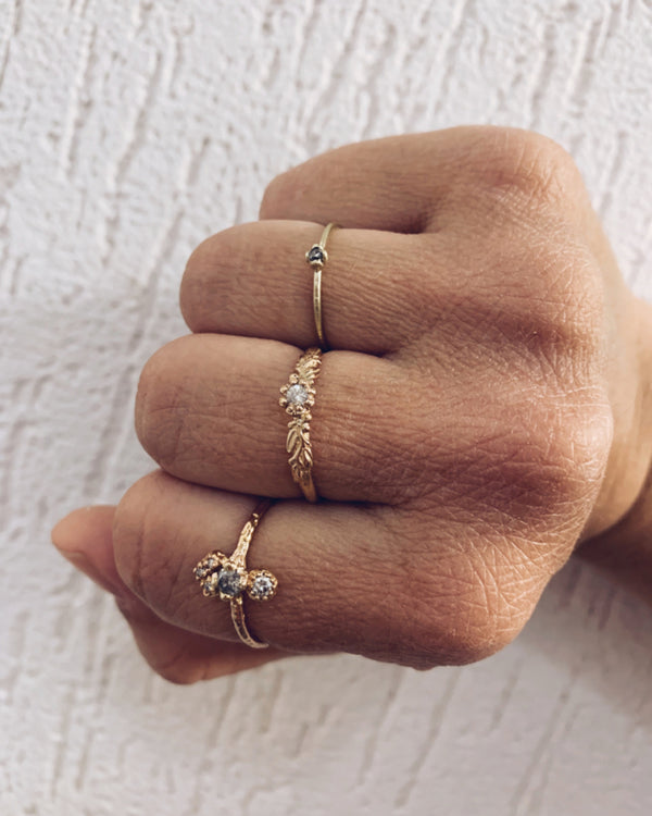 Superfijne ring met salt & pepper diamant