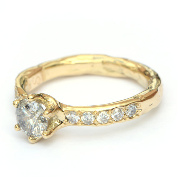 Trouwring met salt & pepper diamanten