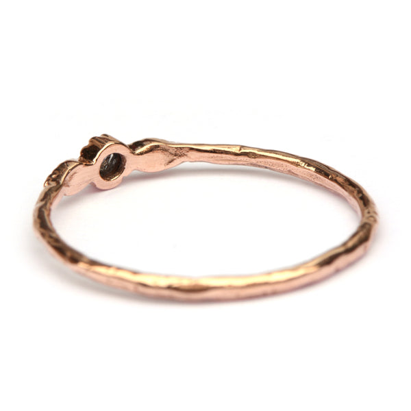 Ring Ella met salt & pepper en framboise diamantjes