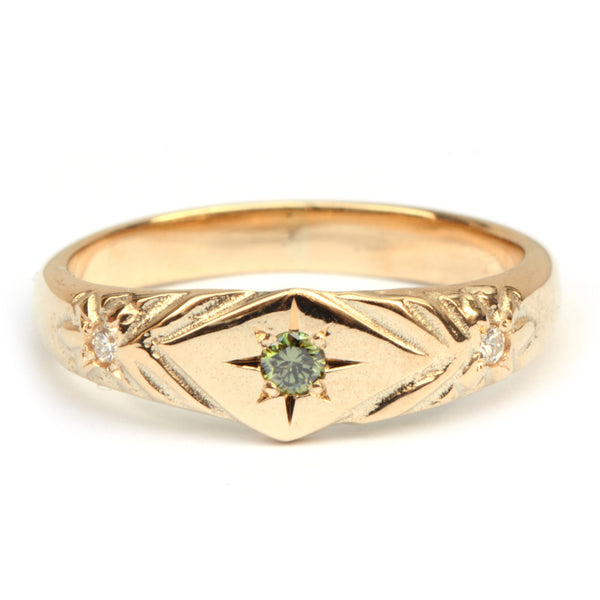 Zegelring met groene diamant