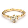 Grillige ring met grote fancy diamant
