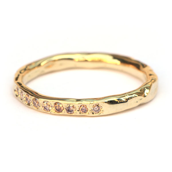 Grillige aanschuifring met 9 pinkish brown diamanten